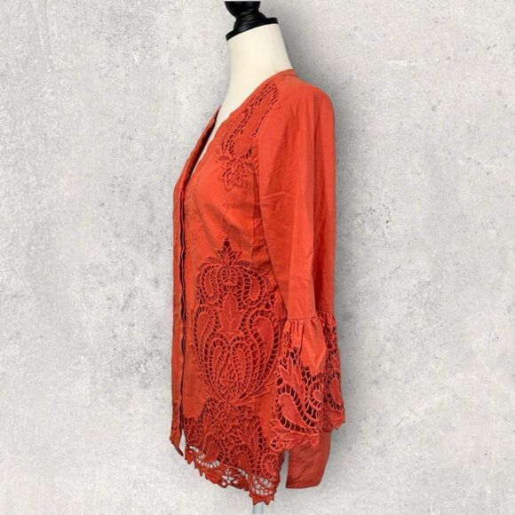 Chico’s Orange Button Up Shirt Lace Accent Bell Sleeve Size 0 US Size 4/6 - Picture 4 of 13